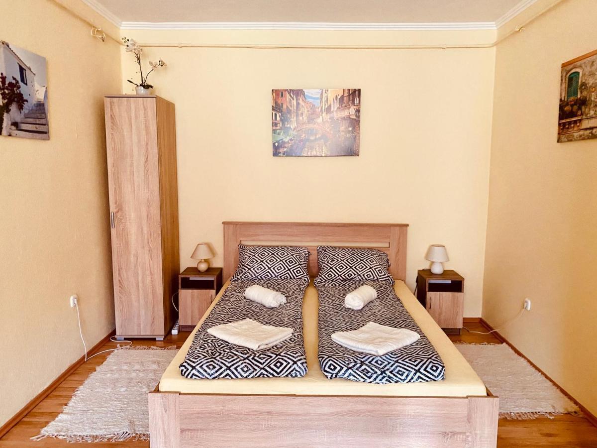 Victoria Apartman เอ็กเกอร์ ภายนอก รูปภาพ